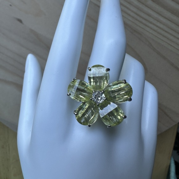 Avon NR Nina Ricci Flower Ring Size 9 Adjustable‎ Yellow Crystals Silver Tone - Picture 1 of 9
